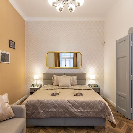 Central Quentin Home With Sauna Next To The New York Cafe Budapest Exterior foto